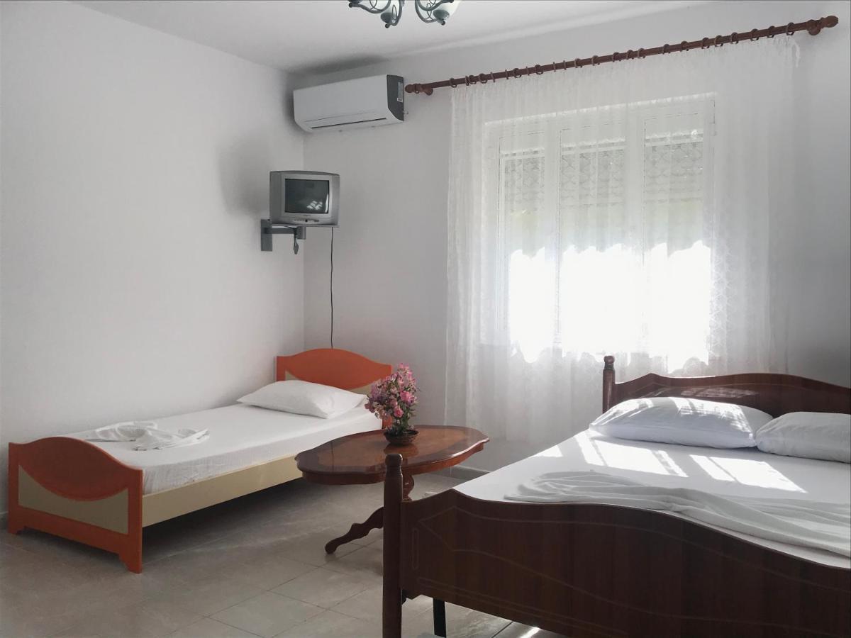 Colombo Hotel Vlore Exterior photo